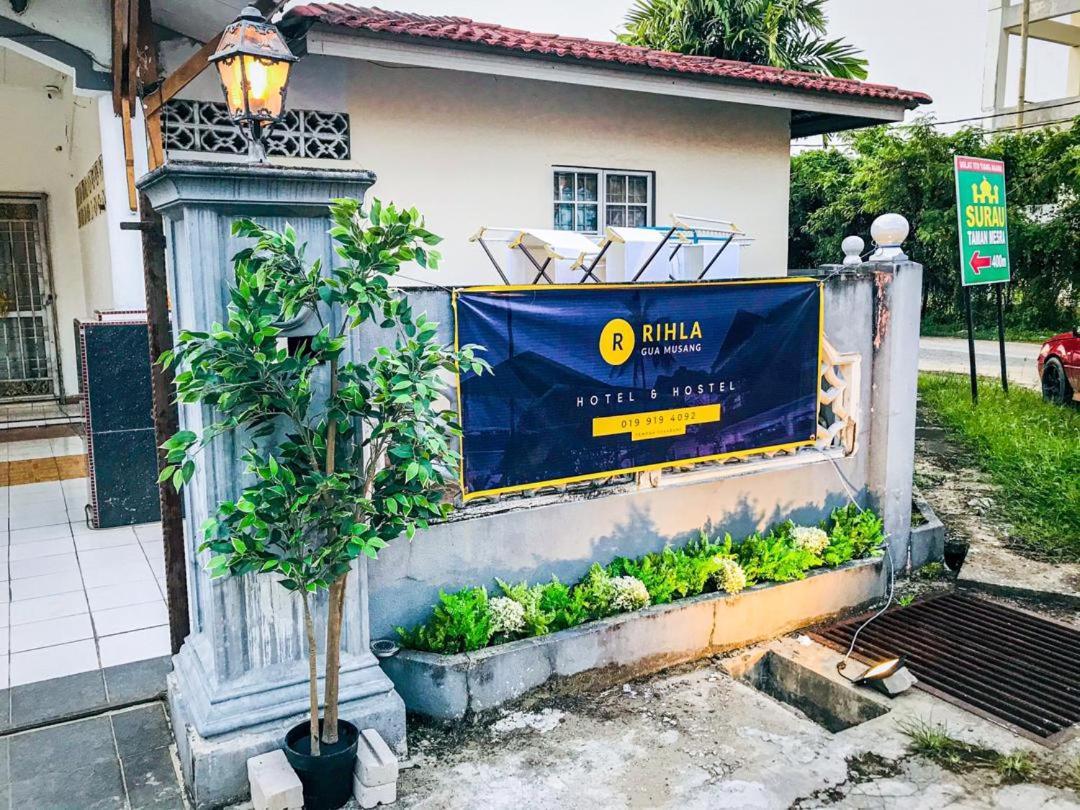 A Pousada Rihla Dataran Tengah Gua Musang Exterior foto